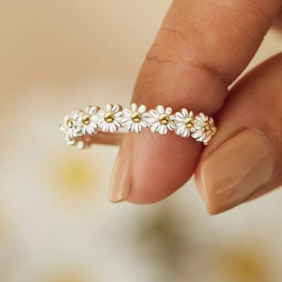 Daisy Flower Ring