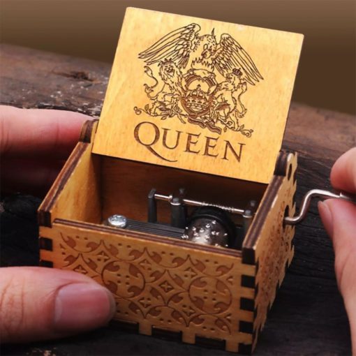 Hand-cranked Wooden Queen Music Box