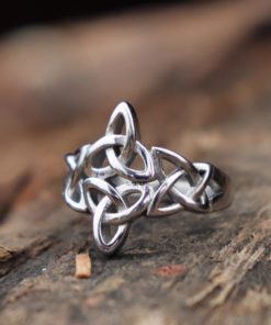 Triquetra Ring