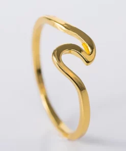 Minimalistic Ocean Wave Ring