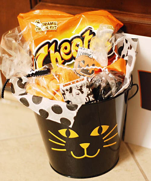 spooky basket ideas