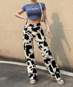 Vintage High Waist Cow Print Jeans