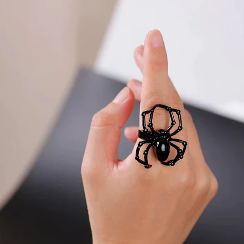 TikTok Ring