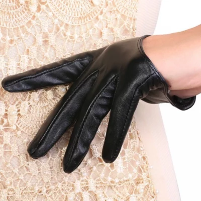 Fashionable Women's Half Palm Gloves