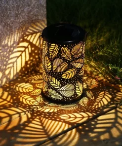 Solar-Powered Leaf Pattern Lantern Light