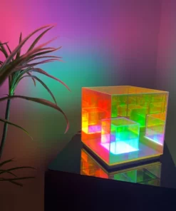 Magic Chamber Cube Table Lamp