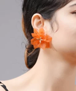 Acrylic Flower Earrings For Earthy Vibes