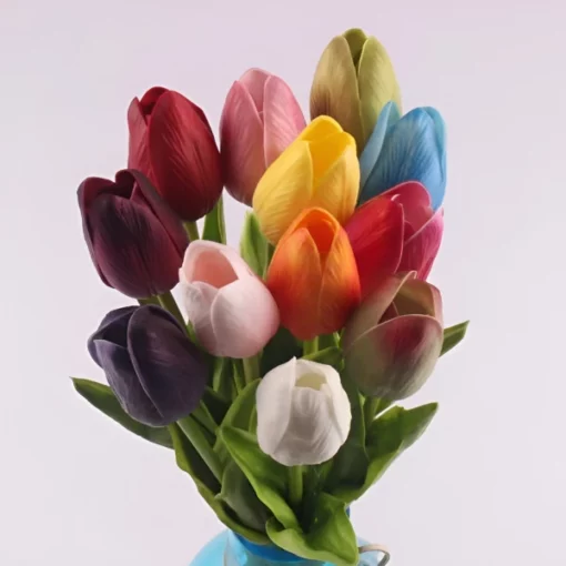 Fake Tulips That Look Real - Image 13